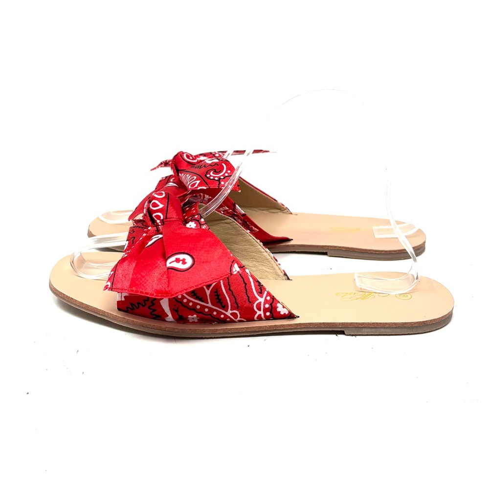 NEW Mata Sandals